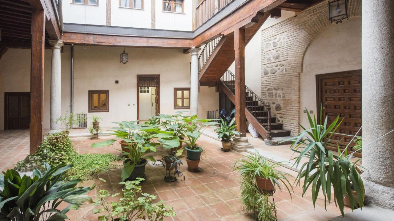 El Patio Del Arrayan - Apartamentos Aloha Toledo Kültér fotó