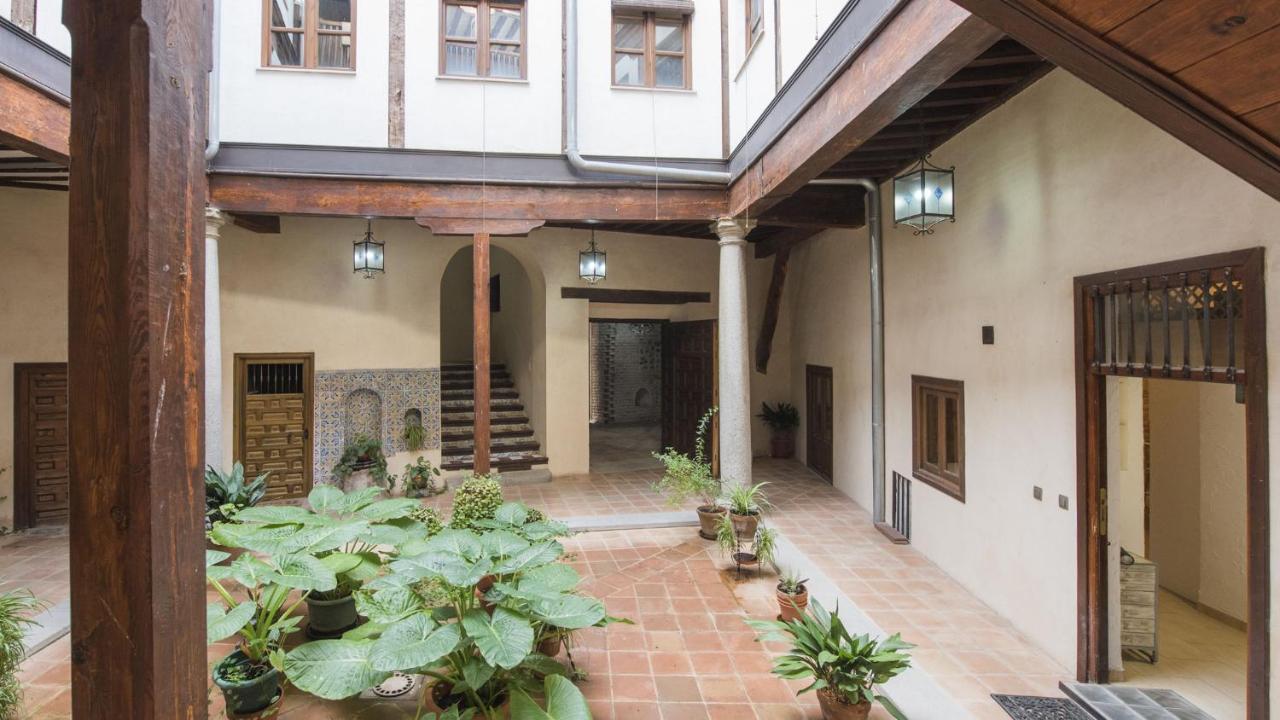 El Patio Del Arrayan - Apartamentos Aloha Toledo Kültér fotó
