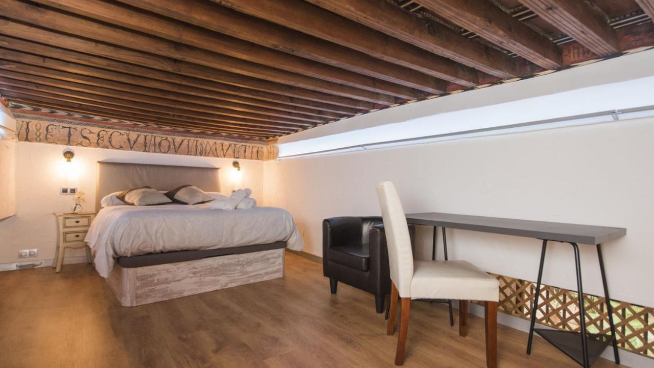 El Patio Del Arrayan - Apartamentos Aloha Toledo Kültér fotó